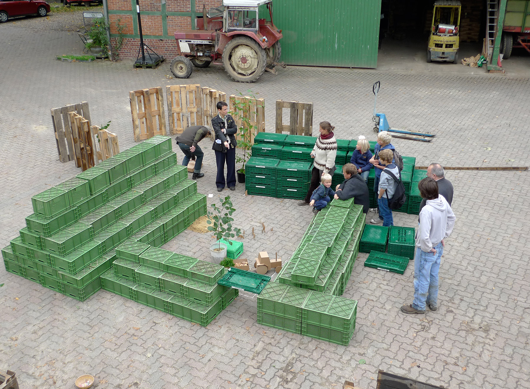 case workshop, existing farmhouse